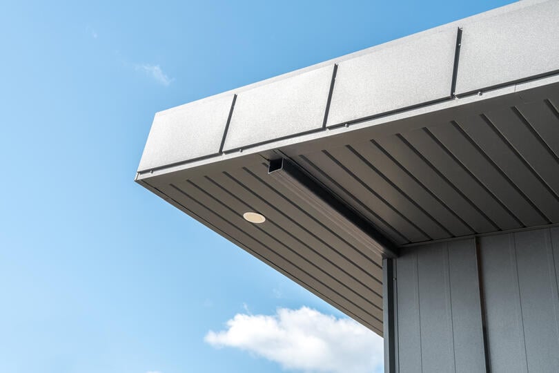 roof overhang-modern overhang