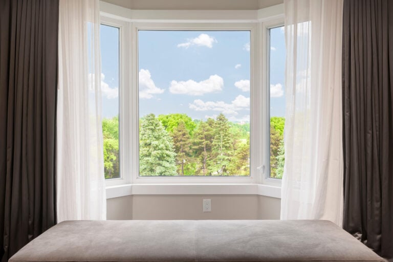 types of window-bay windows overlooking trees